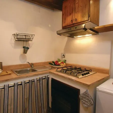 Petroro- Todi With Fireplace I